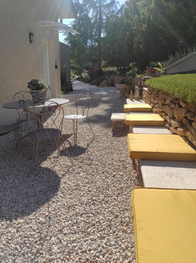 Campagne Et Jacuzzi ... C'Est Cosy Le Bumble Bee ! Villa Panossas ภายนอก รูปภาพ